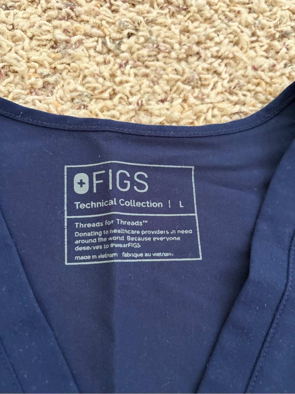 FIGS Casma scrub top, large, navy - Picture 3 of 4
